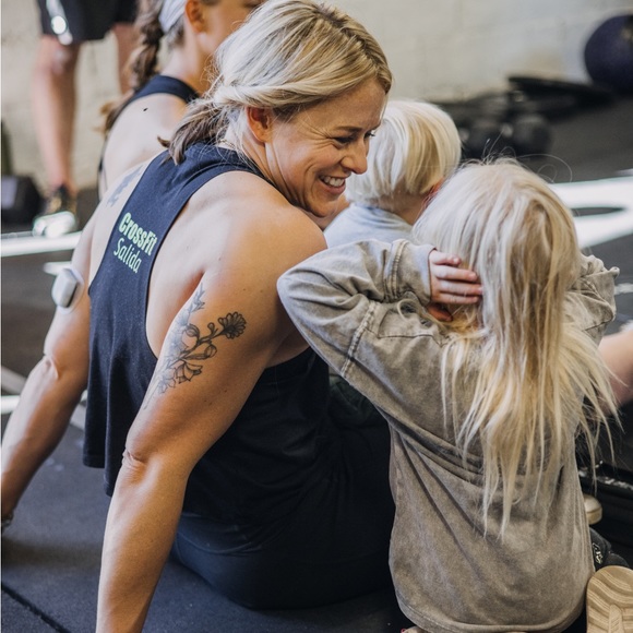 Meet your Posher, Caitlin - Picture 1 of 1